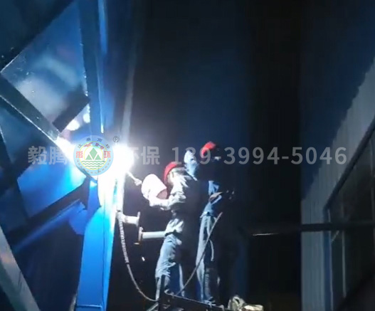 恒康鋁業(yè)中頻爐除塵器 現(xiàn)場加班加點安裝施工，全程監(jiān)護確保質(zhì)量保障安全